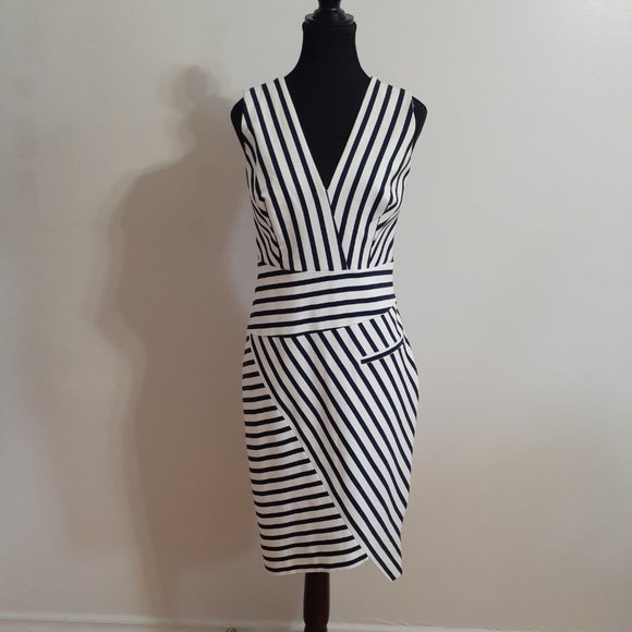 Robe noir et blanche RW & CO taille 6 - Picture 1 of 15